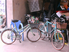 Duo de vélos collection Peugeot